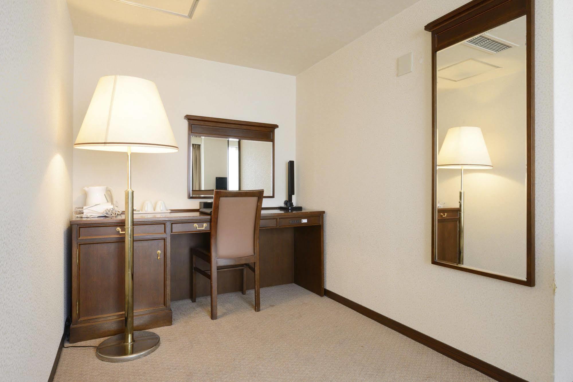 Daiichi Grand Hotel Kobe Sannomiya Exterior foto